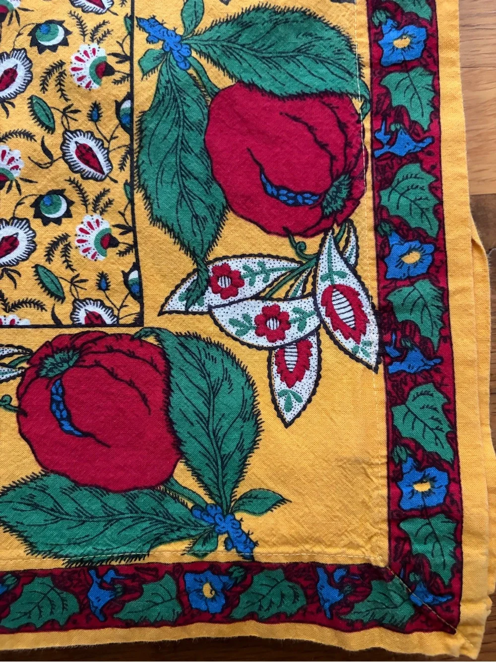 Vintage Williams Sonoma Floral Tablecloth 70x108 Yellow French Country Cottage
